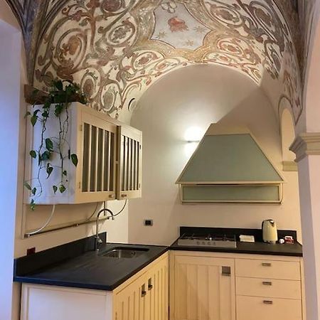 I Tre Re, Arte E Storia. Apartment Fossombrone Luaran gambar