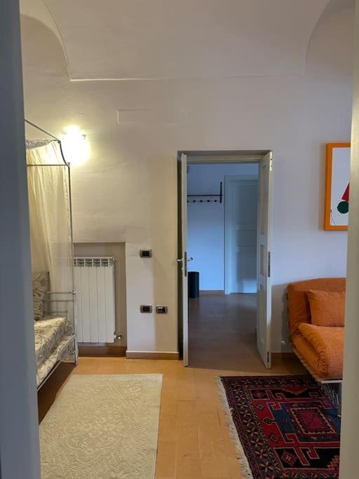 I Tre Re, Arte E Storia. Apartment Fossombrone Luaran gambar